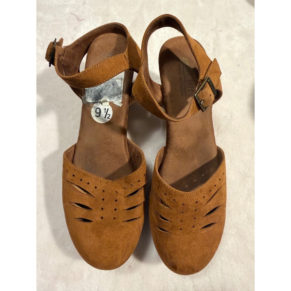Cliffs by White Mountain Brown Suede Platform Sandals Wood Heel 9.5 Boho Retro